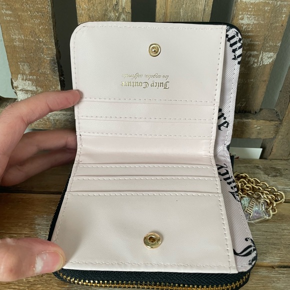 Black Quilted Women's Wallet - Picture 5 of 6